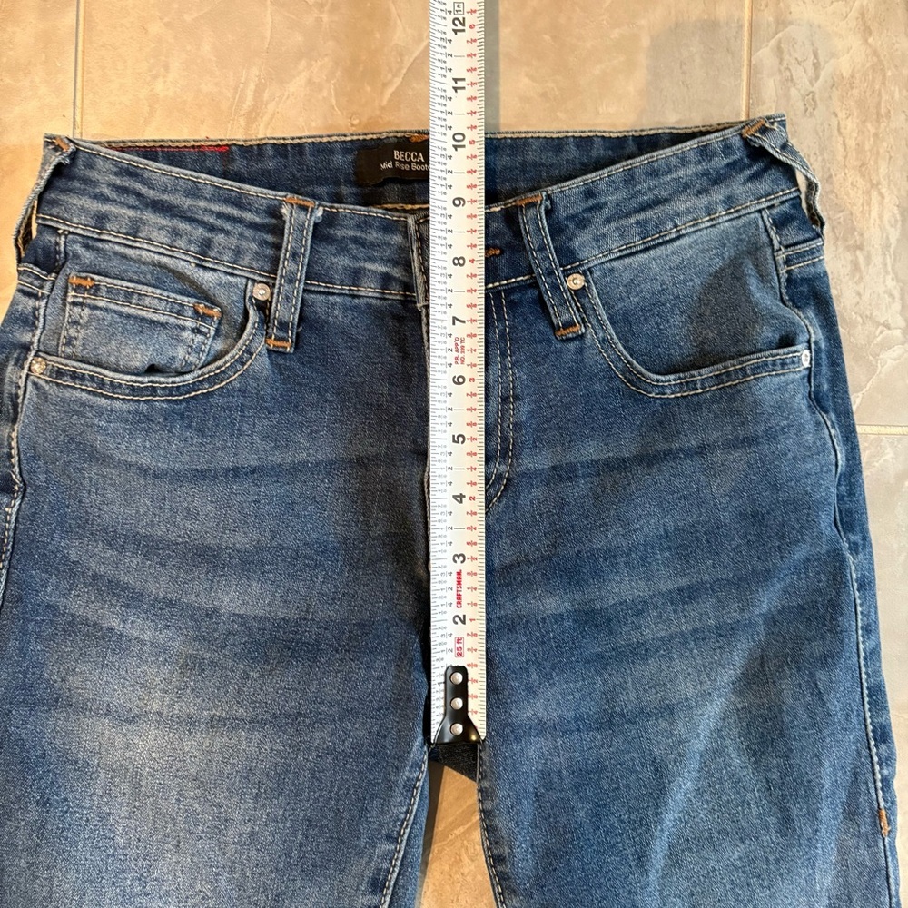 True Religion Becca Jeans Womens Sz 24 Blue Mid Rise Bootcut Stretch Denim Logo - Picture 4 of 10